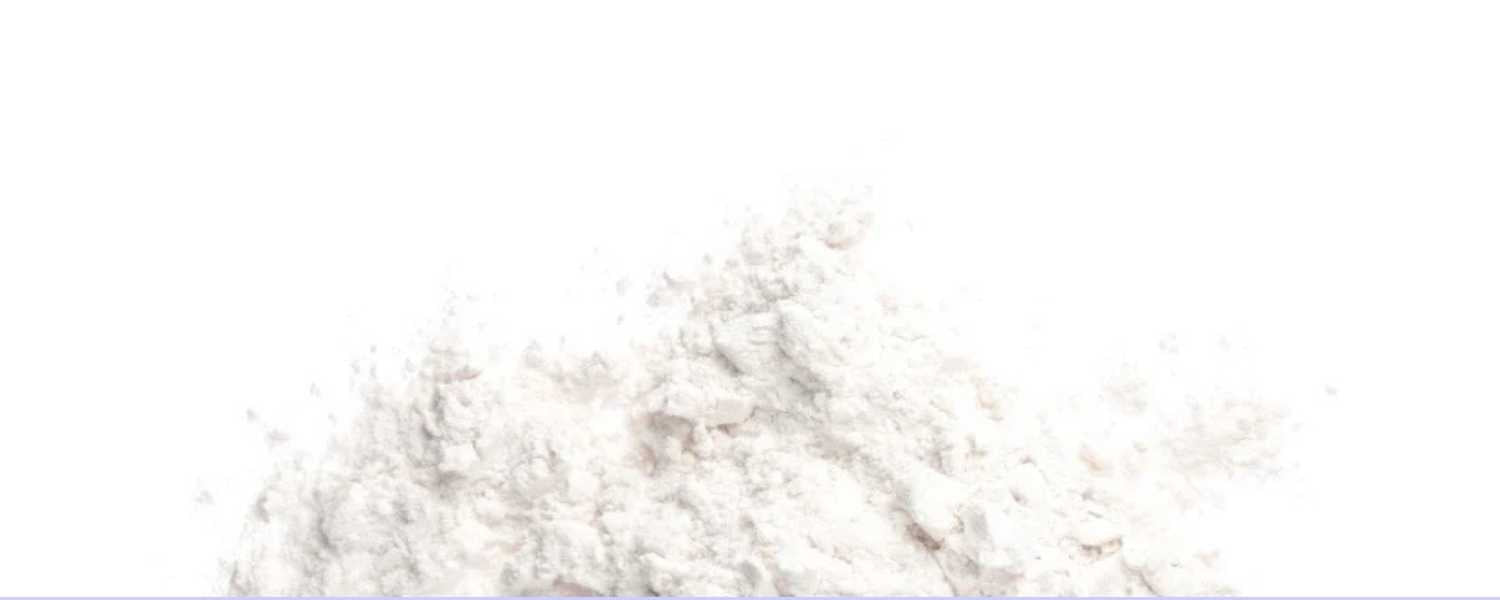 white powder depicting n-acetylcysteine powder